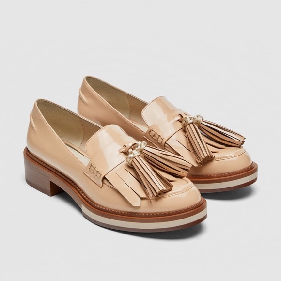 Zara Shoes - Zara nude color fringed penny loafers